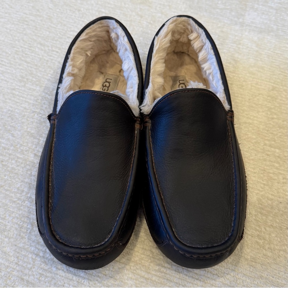 UGG Men's Dark Brown Leather Slippers, size 9